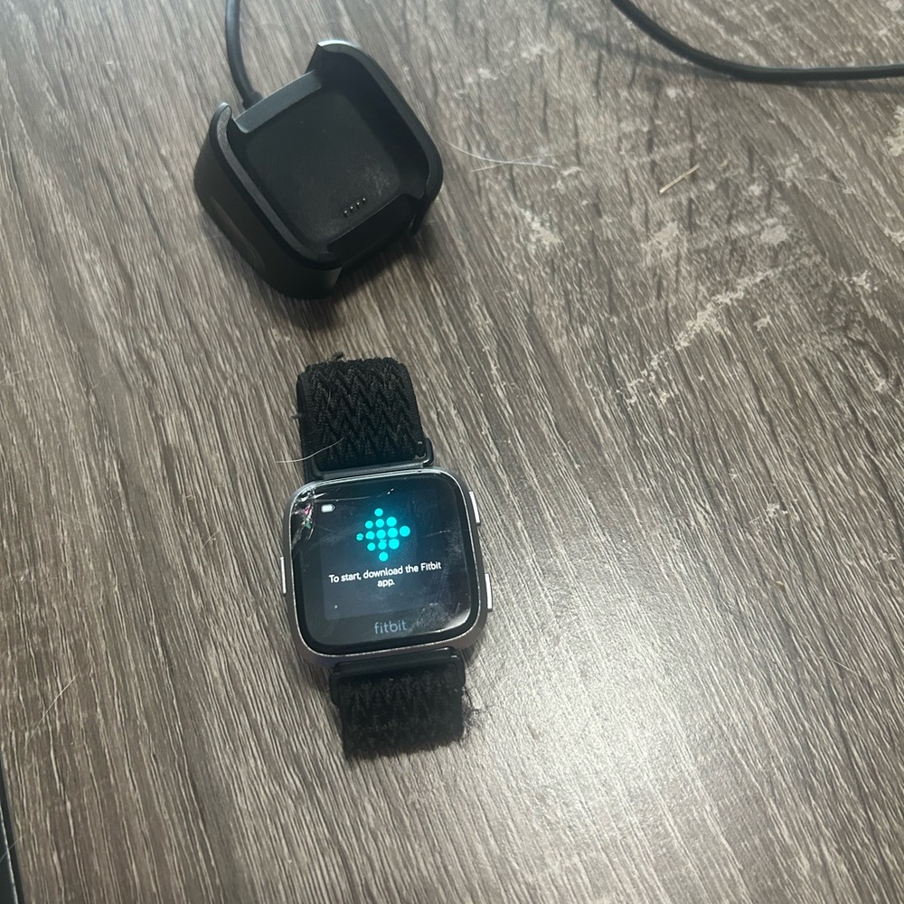 Fitbit Versa Smartwatch